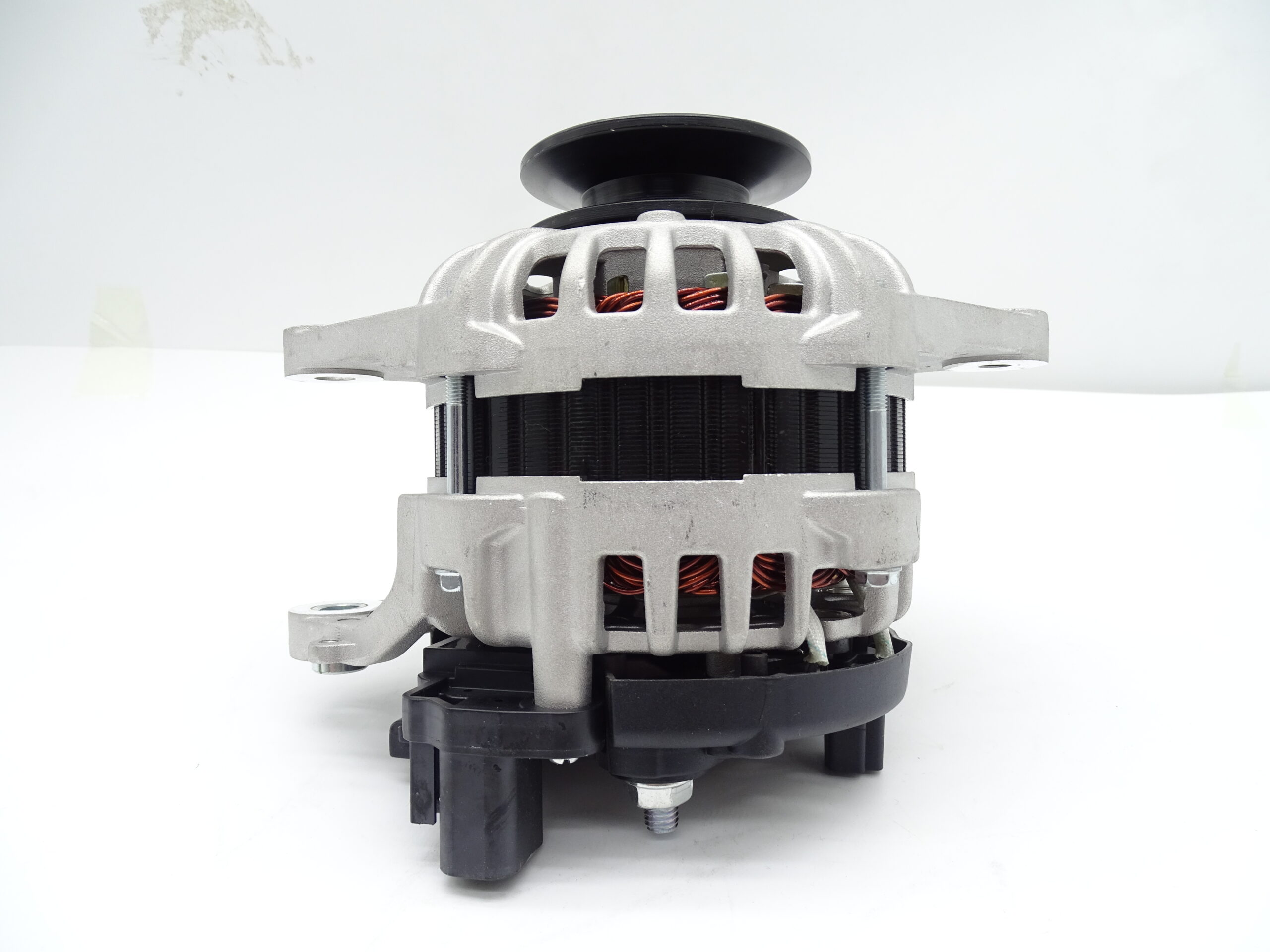 Excavator parts engine 12V 80A automatic alternator generator Dx60-9 Dx60-7 129908-7720