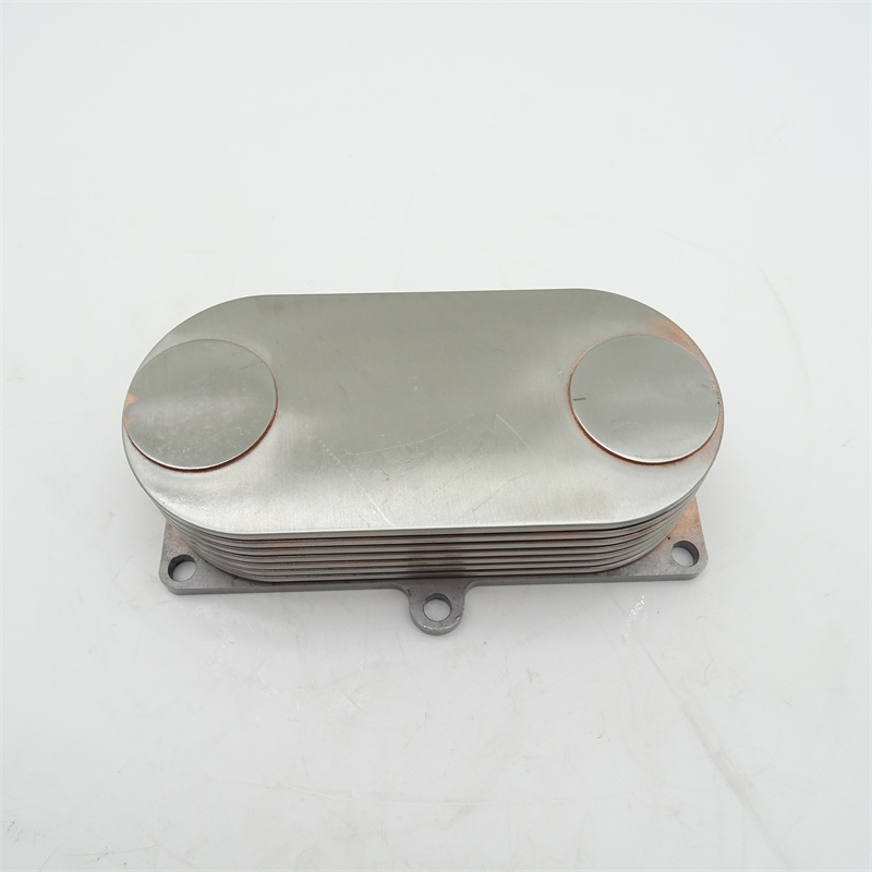 Engine oil cooler RE560752 RE56690 is applicable to various John Deere models